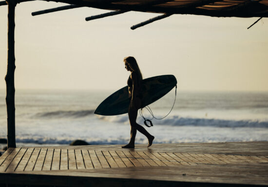 El Salvador surfer-yoga-shala