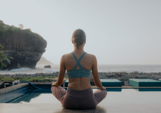 el Salvador single seated yogi at pool